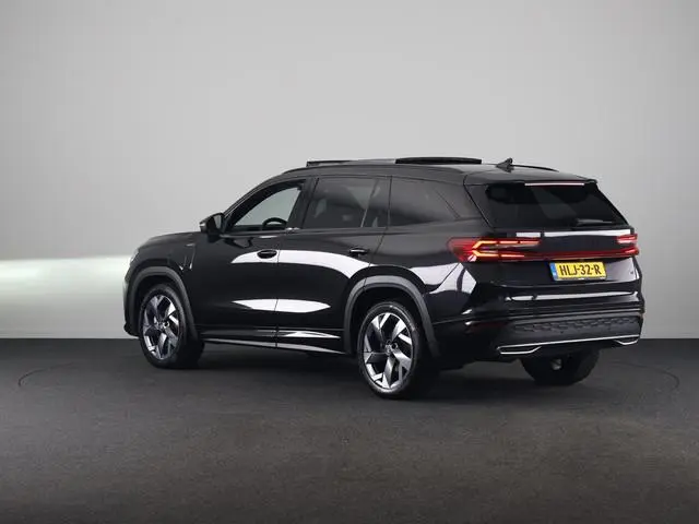 Skoda Kodiaq 1.5 TSI PHEV Sportline Business 204pk | Electrisch glazen Panoramadak | wegklapbare tre...