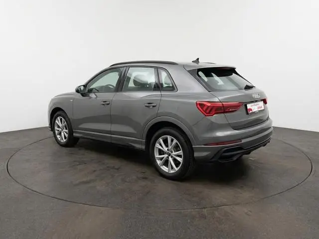 Audi Q3 45 TFSI e S edition 245pk | Navigatiesysteem full map | S Line exterieur met lederen bekledi...