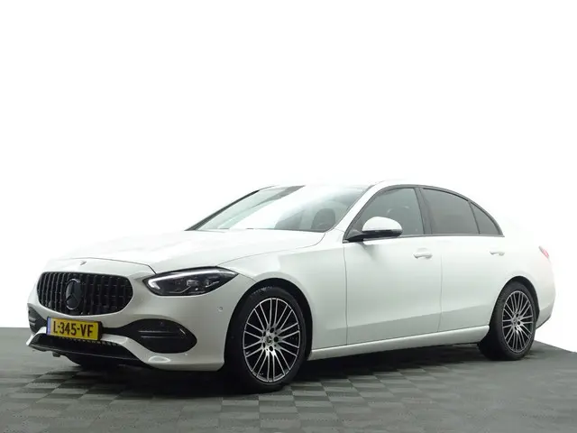 Mercedes-Benz C-klasse 200 AMG Night Edition Aut- Sfeerverlichting, Camera, Xenon Led, Carplay, Lane...