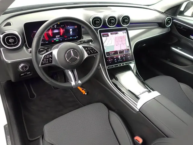 Mercedes-Benz C-klasse 200 AMG Night Edition Aut- Sfeerverlichting, Camera, Xenon Led, Carplay, Lane...