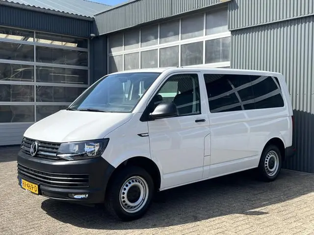 Volkswagen Transporter Kombi 2.0 TDI L1H1 BTW EN BPM VRIJ!! Euro 6 Airco Cruise controle 8-Persoons...