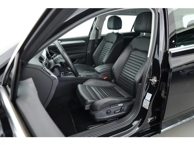 Volkswagen Passat Variant 1.4 TSI PHEV GTE Business | Adapt. Cruise | Camera | Memory Seat | Stoel-S...