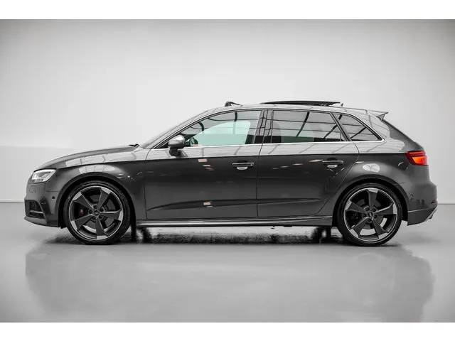 Audi S3 Sportback 2.0 TFSI quattro |Pano|B&O|Org.NL|Virtual|Keyless|Camera|Matrix|