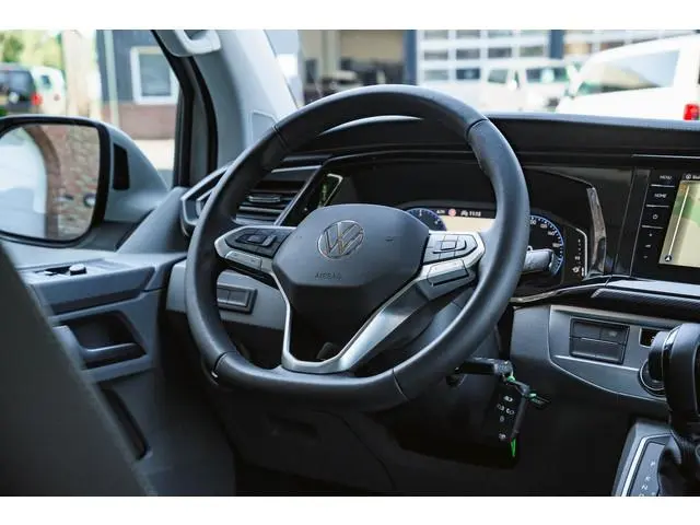 Volkswagen Caravelle