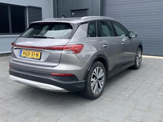 Audi Q4 e-tron 45 quattro Advanced edition 77 kWh TREKHAAK LED SPORTSTOELEN