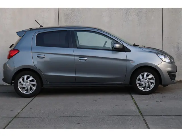 Mitsubishi Space Star 1.0 Active / AUTOMAAT /  APPLE CARPLAY / LICHTMETALEN VELGEN