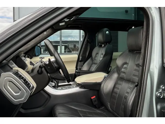 Land Rover Range Rover Sport 4.4 SDV8 Autobiography Dynamic 21" PANO REAR SEAT ENTERTAINMENT