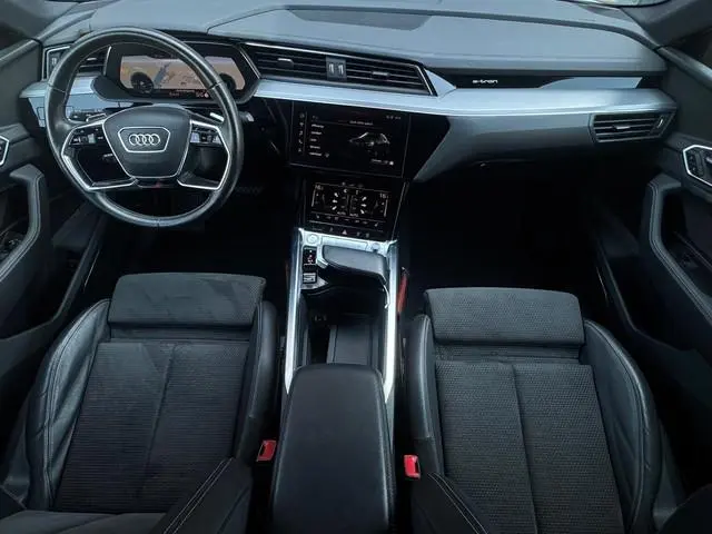 Audi e-tron
