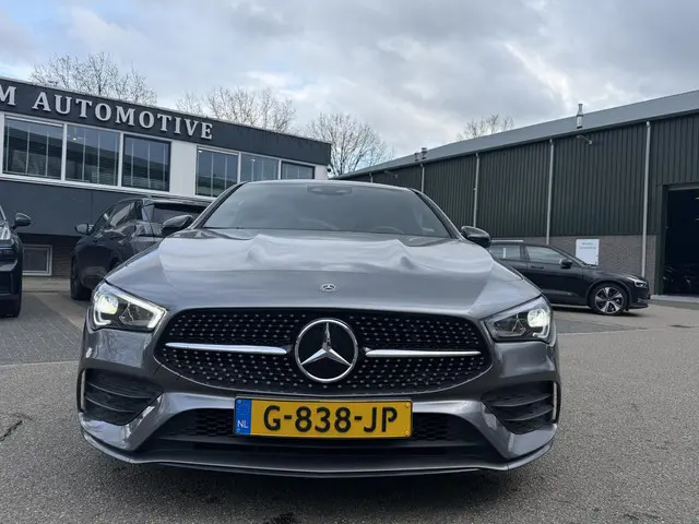 Mercedes-Benz CLA