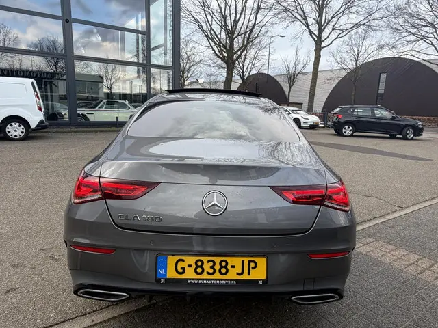 Mercedes-Benz CLA