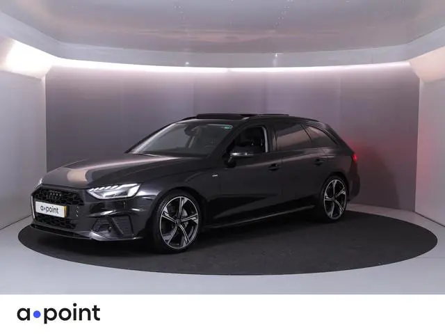 Audi A4 Avant 40 TFSI S edition 204 pk S-tronic | Navigatie | Panoramadak | Trekhaak (wegklapbaar) |...