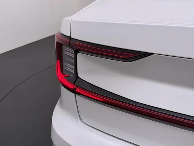 Polestar 2 Long Range Single Motor 78 kWh VAN: 28.900,- VOOR: 26.877,- UW WKVOORDEEL: 2.023,- | SOH...