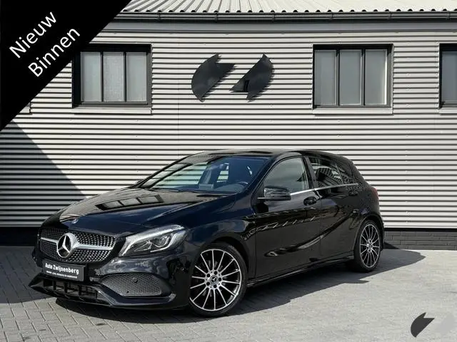 Mercedes-Benz A-klasse 180 Business Solution AMG