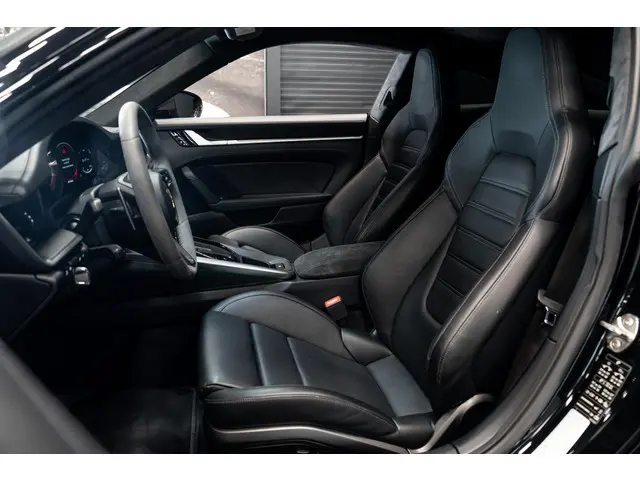 Porsche 911 3.8 Turbo S *Keramisch / Burmester / Lift-Systeem / Carbon / Stoelventilatie / Nachtzich...