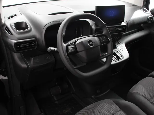 Opel Combo 1.5 BlueHDi 130 S&S L2 Automaat Apple Carplay / Android Auto Navigatie Trekhaak Airco Cam...