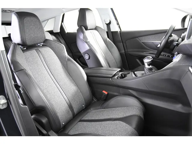 Peugeot 3008 1.2 Active *Airco*DAB*Leer*