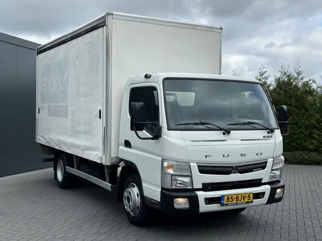 FUSO Canter
