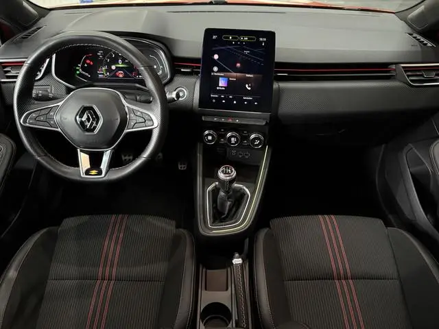 Renault Clio 1.0 TCe 100pk R.S. Line | Groot Navi | Camera | Carplay | 17 inch | Sport stoelen | 100...