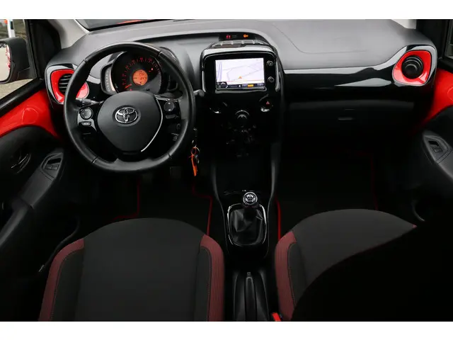 Toyota Aygo 1.0 VVT-i x-cite