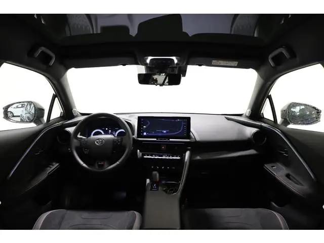 Toyota C-HR 2.0 Plug-in Hybrid 220 GR SPORT, Premium Pack, 3.500,- Inruilpremie, BSM, 360 Camera, JB...