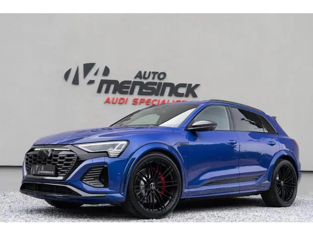 Audi SQ8 e-tron Quattro / 23 inch/ 360 Top View/ B&O/ Rode stiksels/ Panoramadak/ 371kW