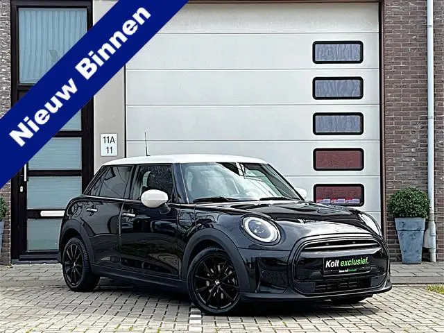 MINI Mini 1.5 Cooper Classic Chili Turbo 136 PK 5 Deurs | Airco | Apple CarPlay | Navigatie | 16" LM...