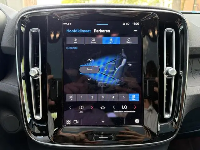 Volvo C40
