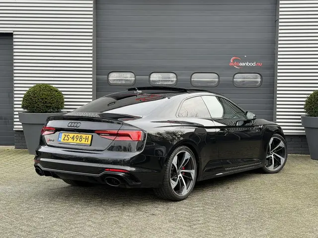 Audi RS5 Coupé 2.9 TFSI RS5 Quattro | Panoramadak | 360* Camera | RS Dynamic | Head-Up | Bang & Oluf...