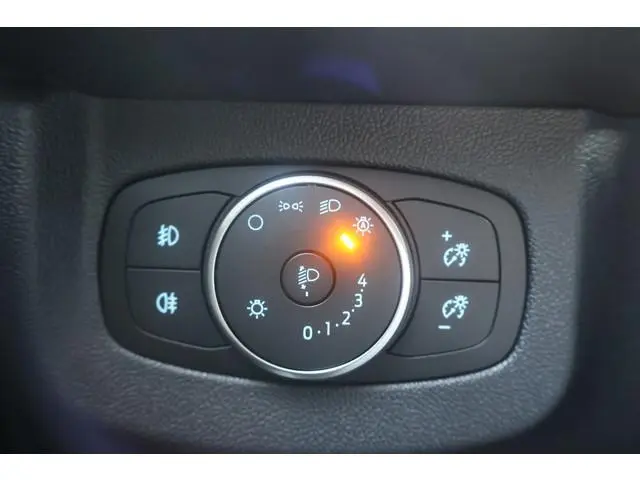 Ford E-Transit Courier