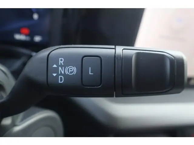 Ford E-Transit Courier