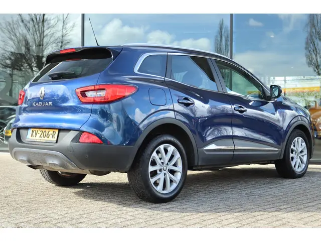 RENAULT KADJAR 1.2 TCe INTENS AUT. | KEY-LESS | CRUISE | PDC | CLIMATE | LMV