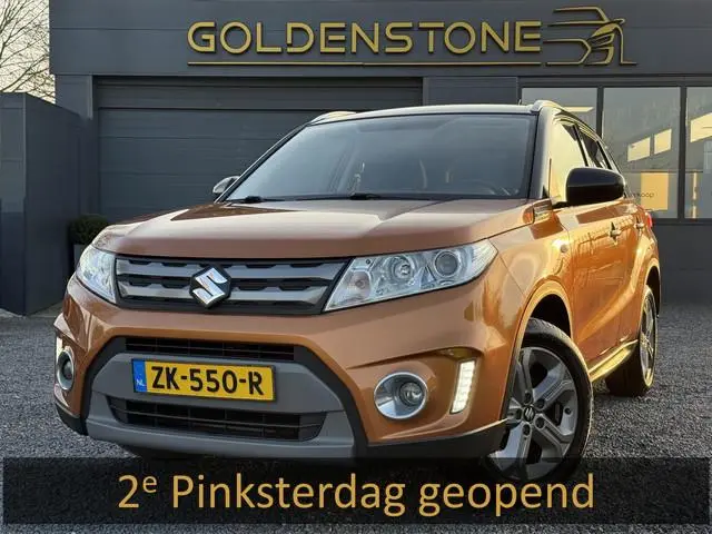 Suzuki Vitara 1.6 Exclusive Navi,Camera,Stoelverwarming,120pk,Clima,Cruise,Lm velgen,2e Eigenaar,Apk...