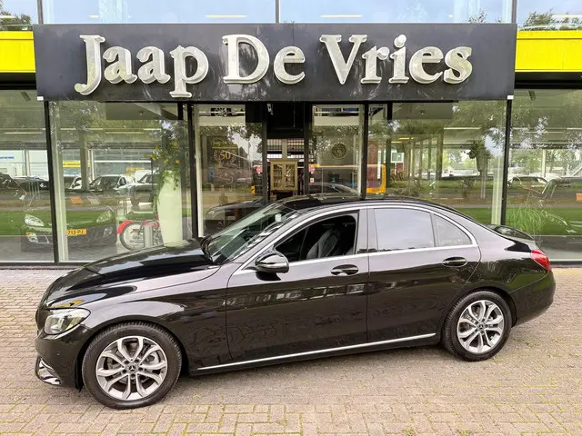 Mercedes-Benz C-klasse 180 Premium Plus