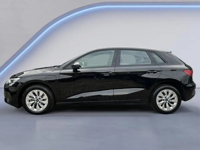 Audi A3 Sportback 40 TFSI e Edition /Apple & Android carplay/Stoelverwarming/park. sens. achter/rijs...