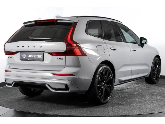 Volvo XC60 2.0 T8 Plug-in hybrid AWD Ultra Black Edition - Facelift MY26 | Luchtvering | Harman Kard...