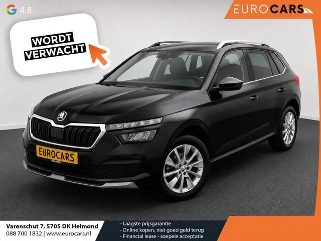 Skoda Kamiq 1.0 TSI DSG Clever Panoramadak Trekhaak Navigatie Apple Carplay Android Auto Camera Park...
