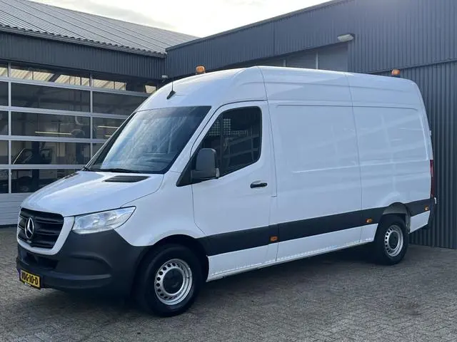 Mercedes-Benz Sprinter 314 2.2 CDI L2H2 Werkplaats Omvormer Trekhaak Kastinrichting Ladekasten inric...