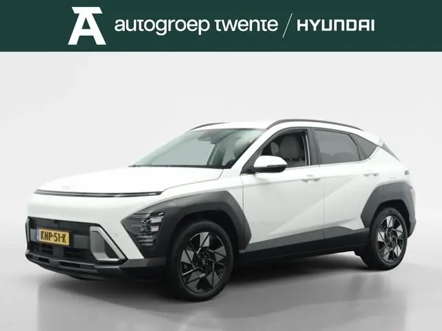 Hyundai Kona 1.6 GDI HEV Premium | Licht interieur | Private Lease 579 pm