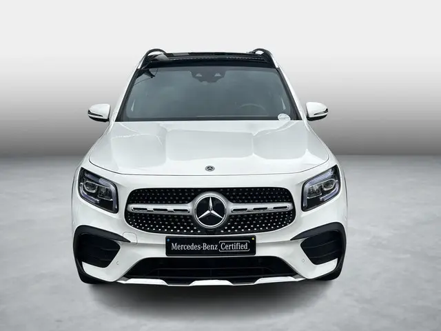 Mercedes-Benz GLB 180 AMG Line | Panoramadak | Cruise Control | Stoelverwarming