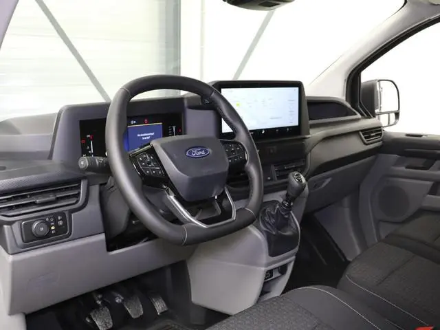 Ford Transit Custom 300 2.0 TDCI L2H1 Trend Nieuw Model Navi Cruise Camera Parkeersensoren Trekhaak