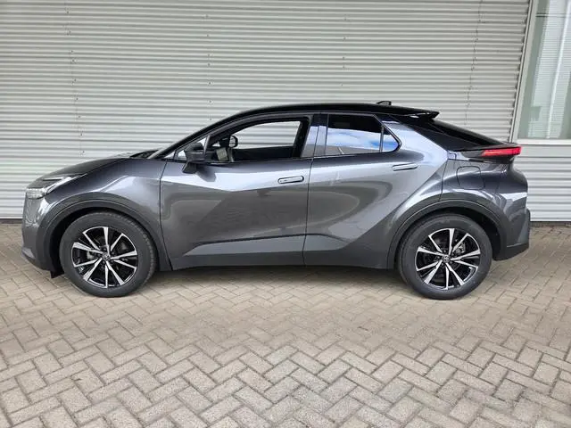Toyota C-HR 1.8 Hybrid 140 Business Plus