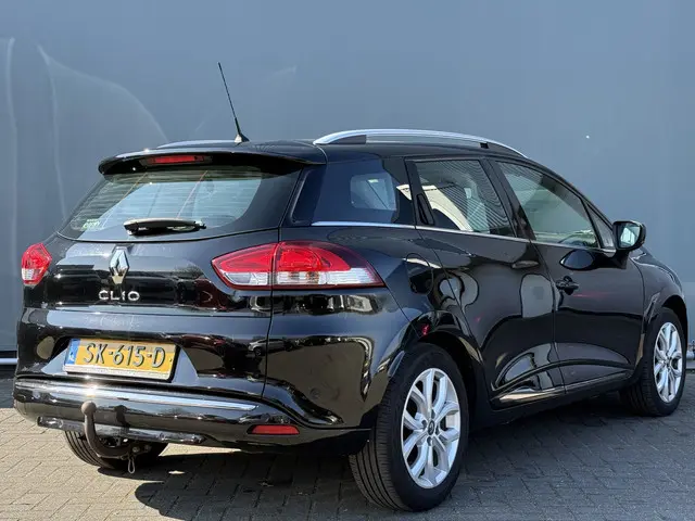 Renault Clio Estate BJR 2018 1.2 TCe 119 PK Intens FULL LED | HALF LEDER | CAMERA | TREKHAAK | NAVI...