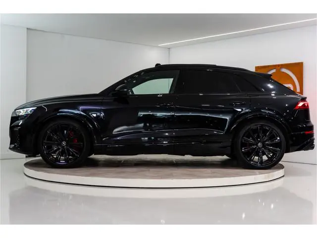 Audi Q8 60 TFSI E Quattro Competition 490PK | Pano | Kleppenuitlaat | B&O | 4 Wielsturing | VOL! Fab...