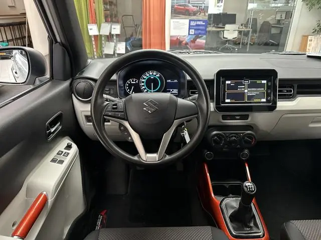 Suzuki Ignis