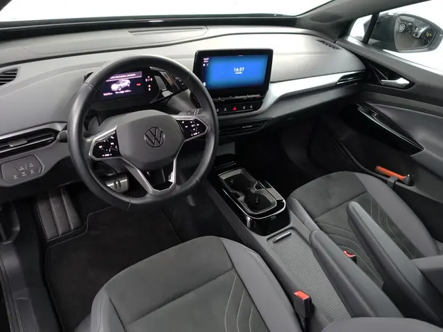 Volkswagen ID.4 Pro 77 kWh- Stuur/Stoelverwarming, Sfeerverlichting, ACC Cruise, Carplay, Android Au...