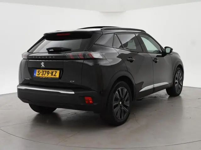 Peugeot e-2008 EV GT 50 kWh 3-FASE + ADAPTIVE CRUISE | PANORAMA | STOELVERW. | 18 INCH | 92% SOH | L...