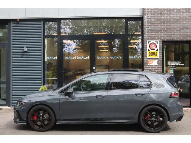 Volkswagen Golf 2.0 TSI GTI 301PK Clubsport Akrapovic/Pano/HK/Blackstyle/IQ.Light/Camera/Headup/19"