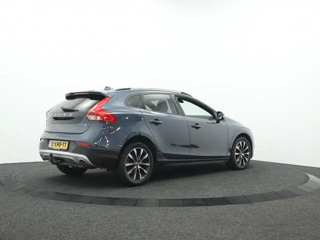 Volvo V40 Cross Country 1.5 T3 Summum