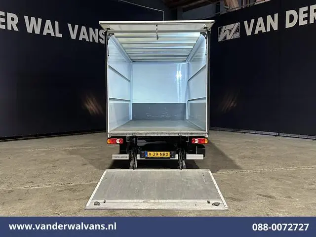 Peugeot Boxer 2.2 BlueHDi 141pk Bakwagen 435cm Lang Laadklep Euro6 Airco | 1055kg laadvermogen | Cru...