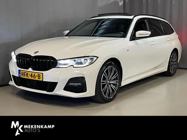 BMW 3-serie Touring 330i M Sport 18"/Panoramadak/Laser LED/Harman Kardon/Dodehoek/Adaptieve cruise/K...